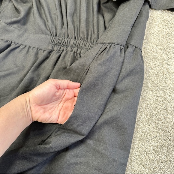 Modcloth Women’s Lively Identity ShortSleeve Dress V-Neck in Black Plus Size 4X - Picture 9 of 13